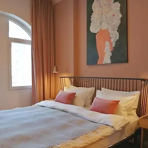 Апартаменты Old Town Dreamloft, Тбилиси